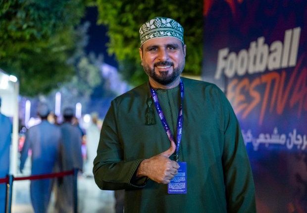 المعلق الغُماني خليل البلوشي