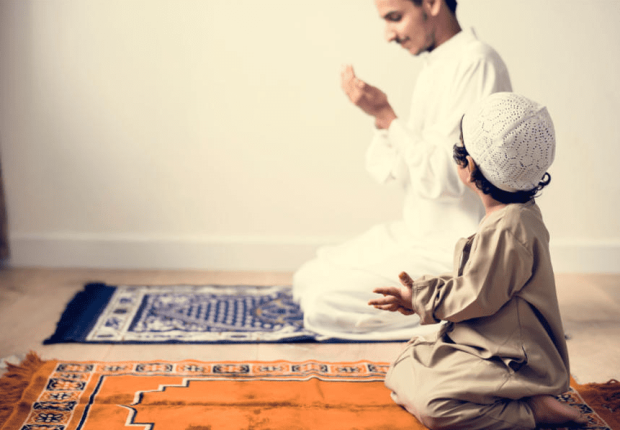 لماذا نعلم الاطفال حب الله