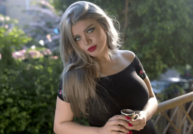ياسمين الخطيب تتمنى الزواج من 10 رجال !