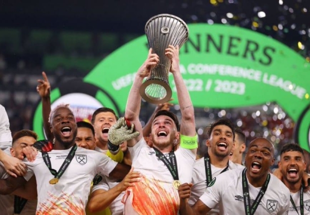 ويستهام يونايتد يتوج بلقب دوري المؤتمرات الأوروبي