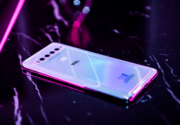 مواصفات tcl 10 plus