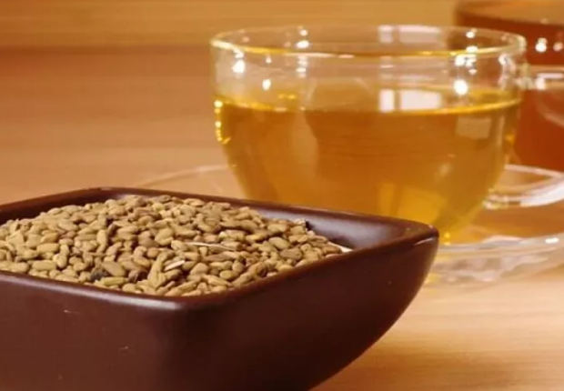 7 حبات حلبة على الريق لزيادة الوزن