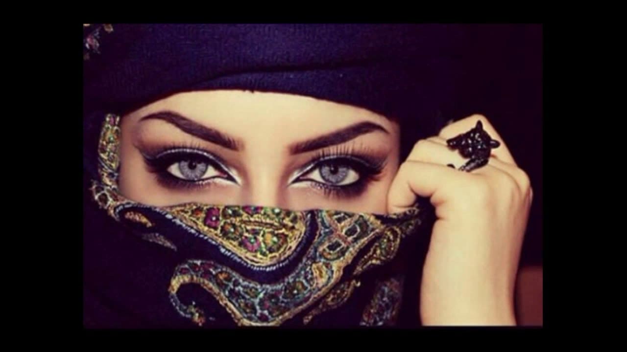 اجمل عيون وشفايف !
