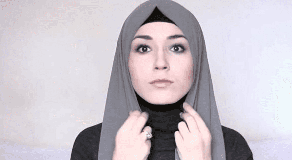 لماذا فرض الحجاب على النساء دون الرجال ؟