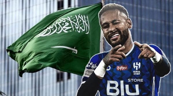 البرازيلي نيمار يقترب من التعاقد مع الهلال السعودي